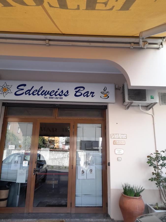 Hotel Edelweiss Laino Borgo 外观 照片