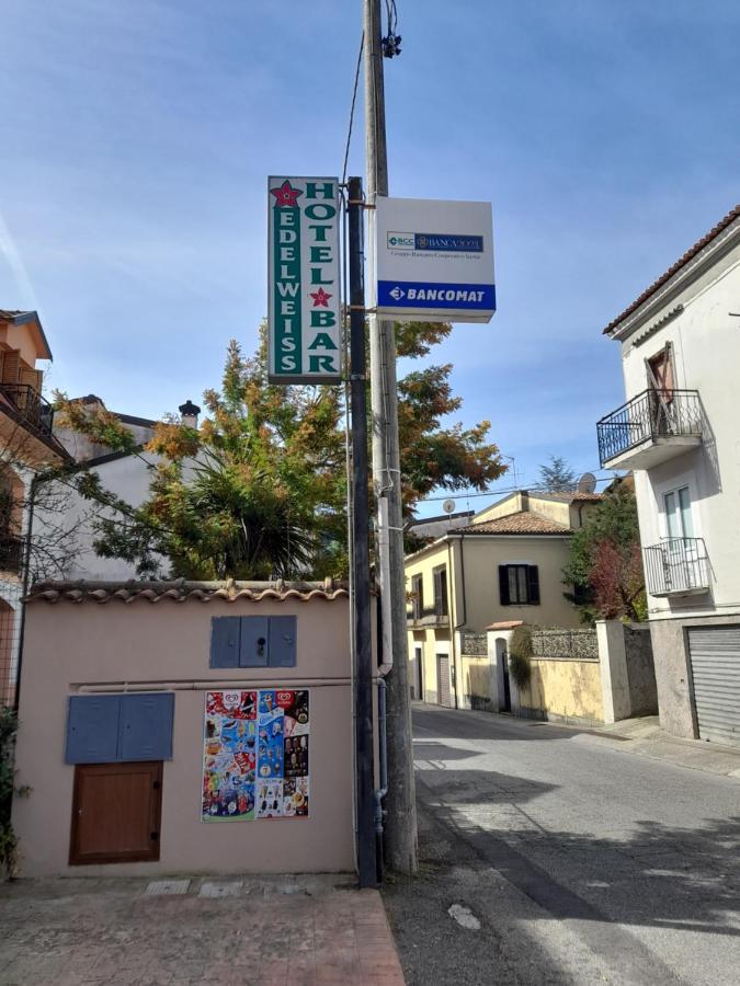 Hotel Edelweiss Laino Borgo 外观 照片