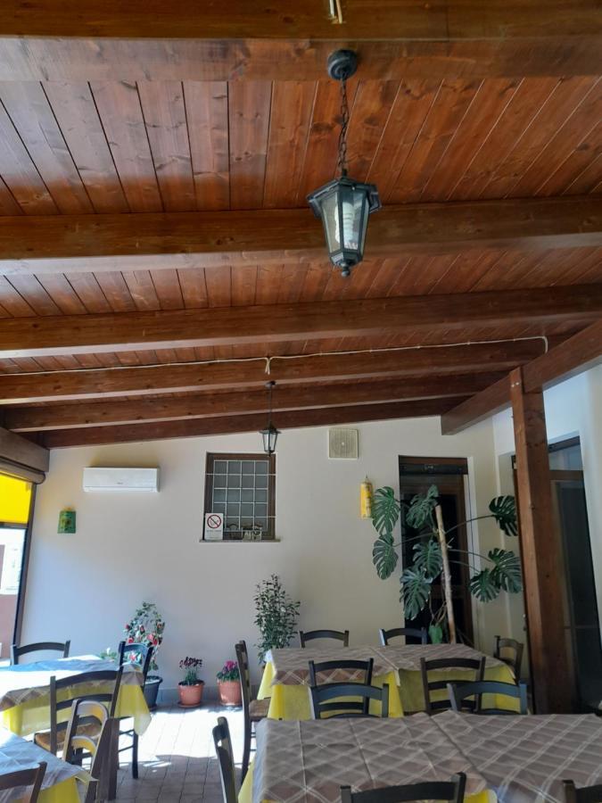 Hotel Edelweiss Laino Borgo 外观 照片