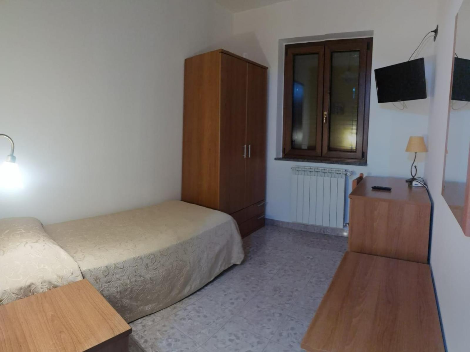 Hotel Edelweiss Laino Borgo 外观 照片