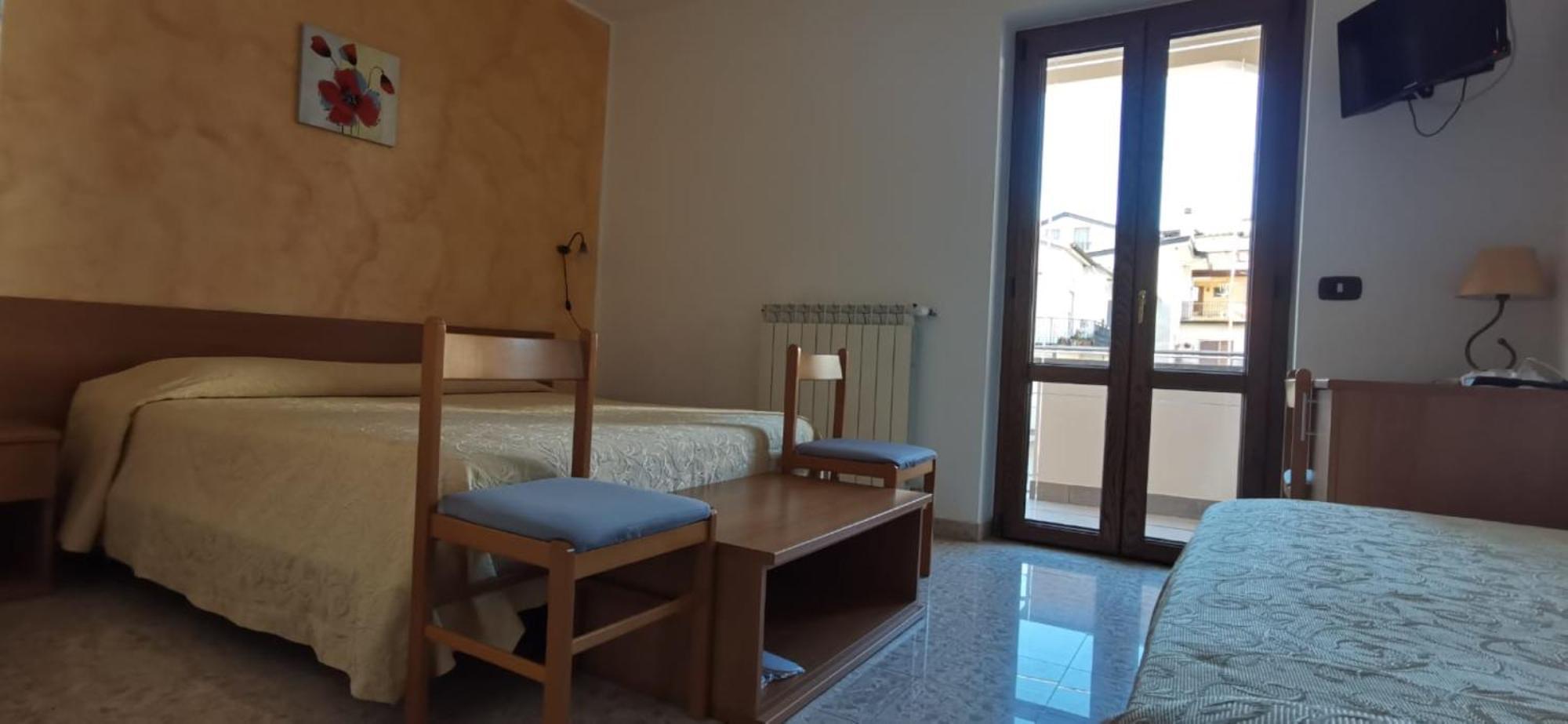 Hotel Edelweiss Laino Borgo 外观 照片