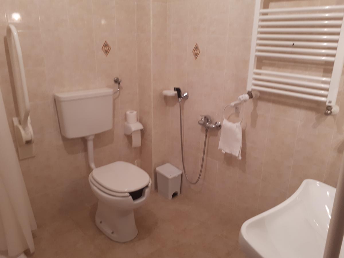Hotel Edelweiss Laino Borgo 外观 照片